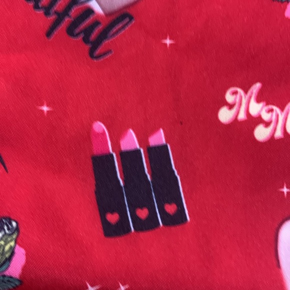 Marilyn Monroe Scrubs Top by mediChic - Picture 6 of 12